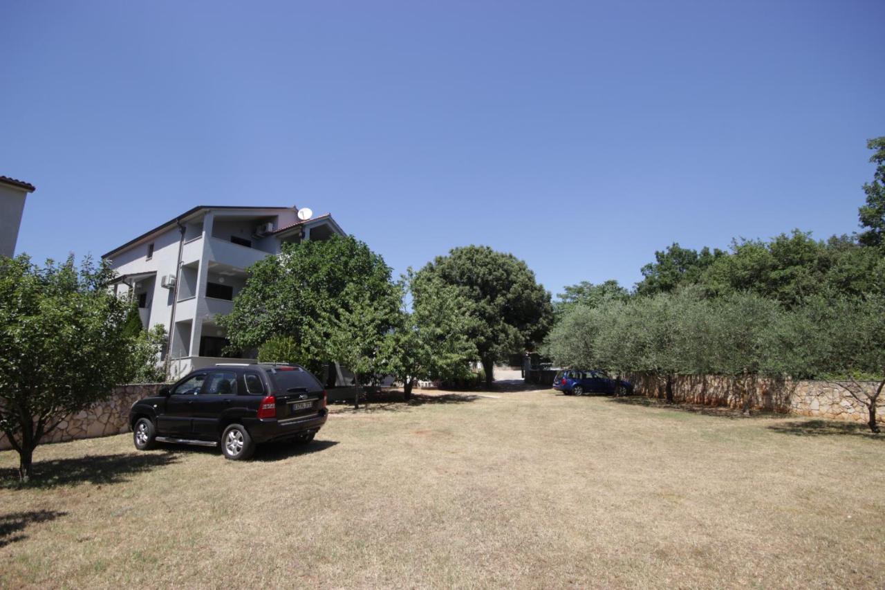 Apartments Smitran Banjole Luaran gambar